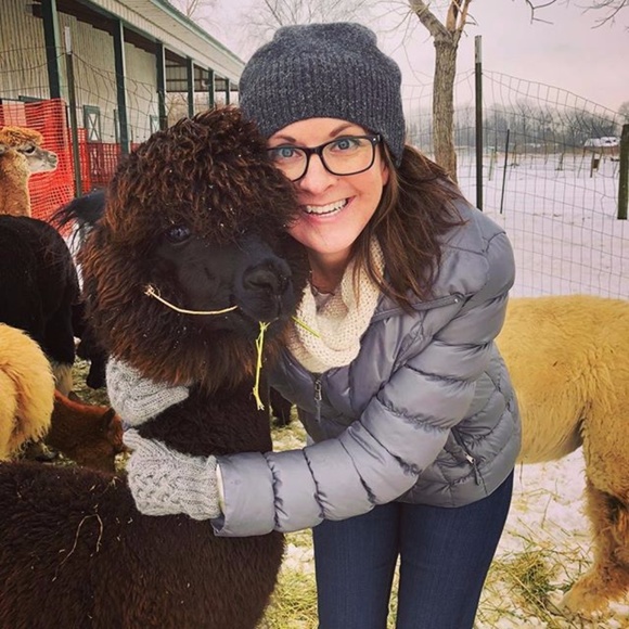 Meet your Posher, Becky - Picture 1 of 1